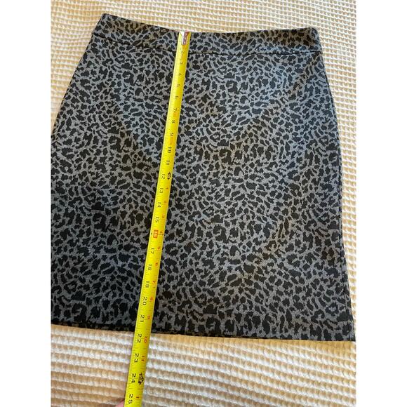 John Paul Richard Y2K Cheetah Print Black & Gray Mini Pencil Skirt Size Large - Picture 4 of 10